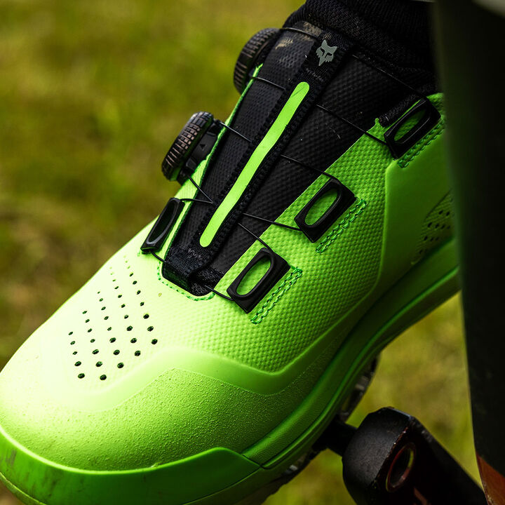 close up of the mtb 50th green Union shoe