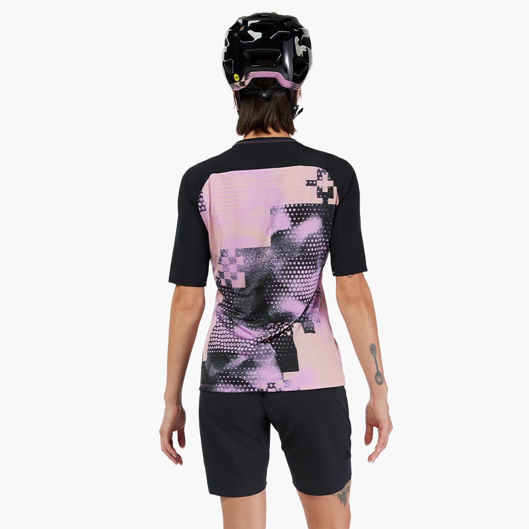 Ascent Women — Dust Rose