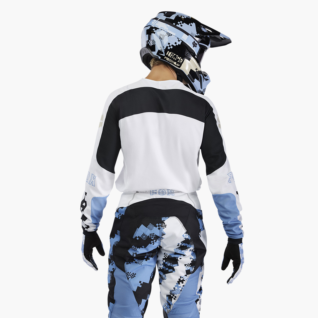 180 Digi Image — White