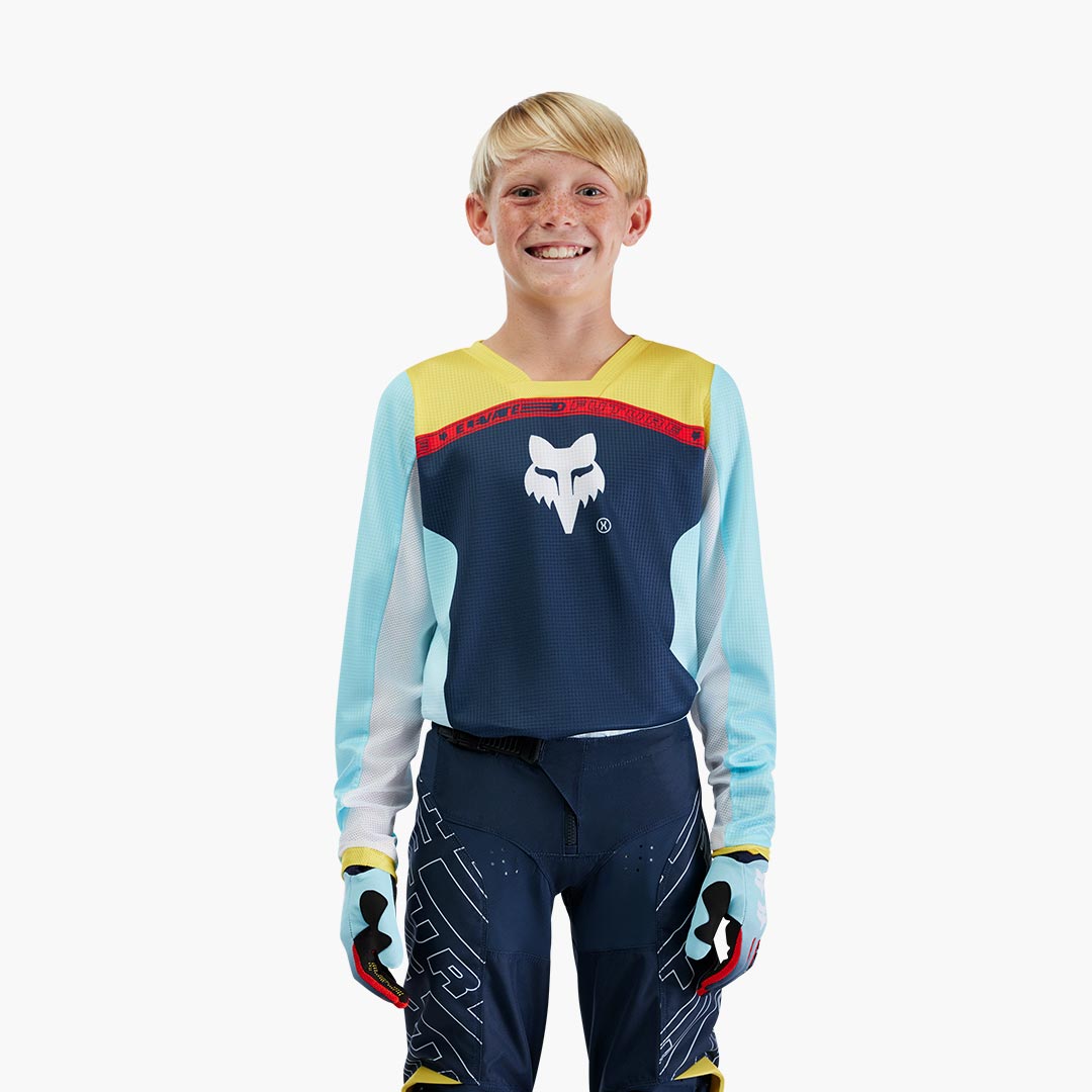 Youth 180 Elevated — Light Blue